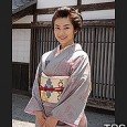 This drama is about 24 years of Higuchi Ichiyo’s life. Higuchi Ichiyo was a writer in the Meiji Period. She was very tough and had a strong will, and she...